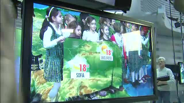 Programul "Scoala altfel". Elevii au descoperit lumea din spatele camerelor in vizita la studioul Stirilor PROTV