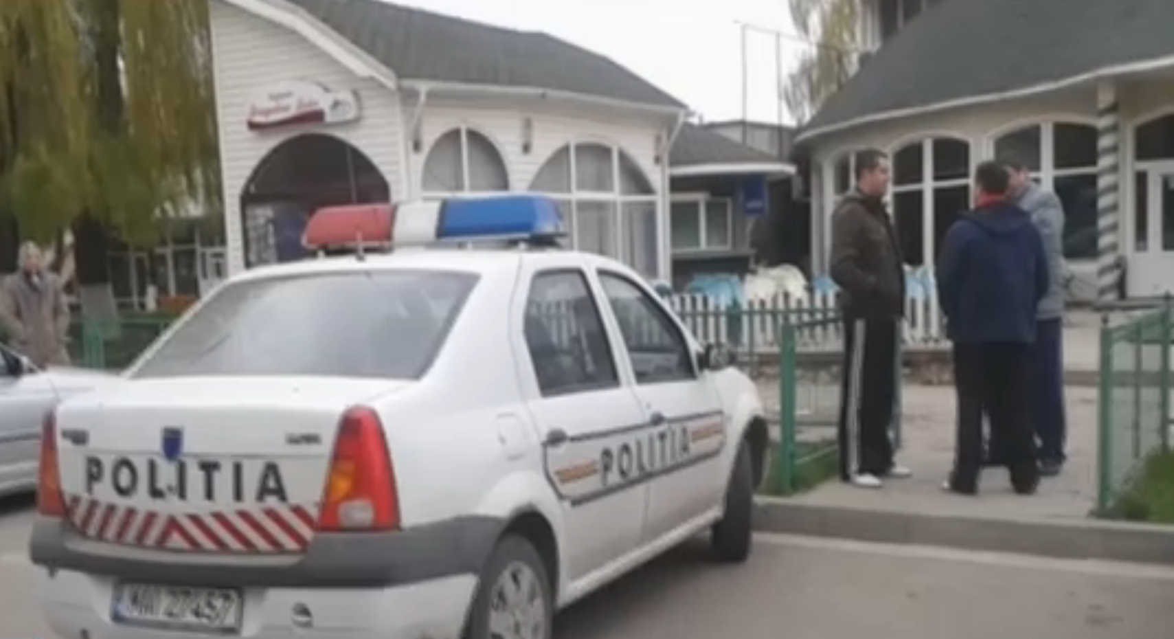 Patronul localului din Hunedoara, injunghiat de agresorul care a ucis un bodyguard, a murit pe masa de operatie, la Timisoara