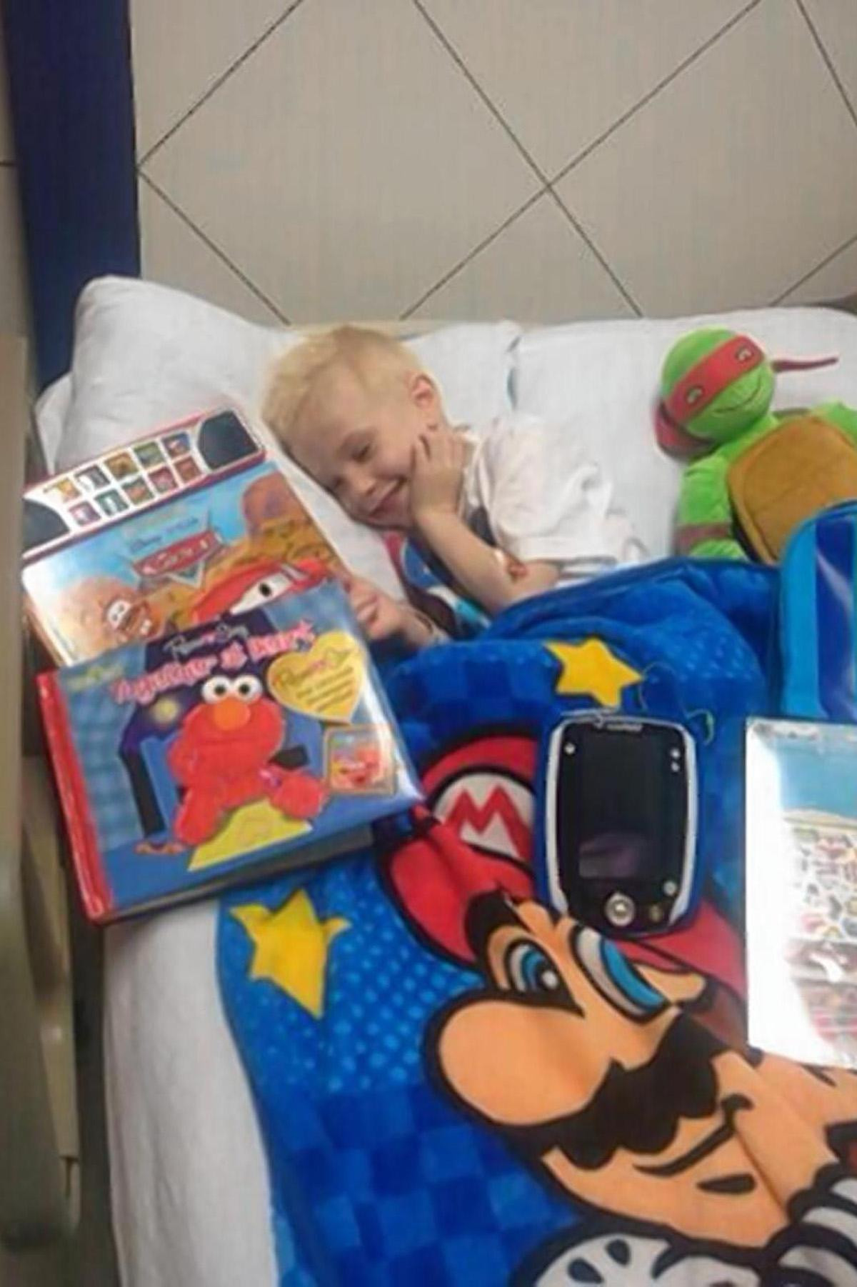 Cum arata copilul de 5 ani care a fost tinut de parinti intr-un dulap si cantareste doar 13 kilograme. FOTO