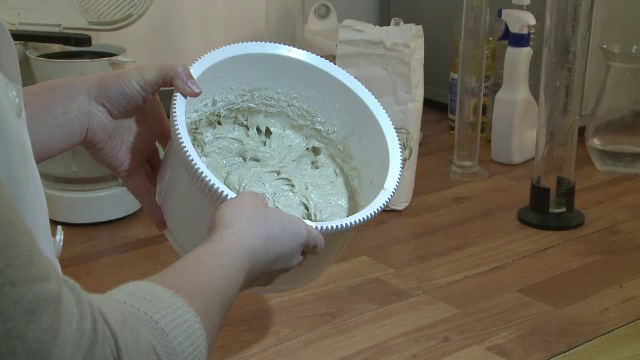 Romanii, premiati la Geneva pentru painea FARA gluten. Procedeul nemaiintalnit care o face mai sanatoasa si hranitoare