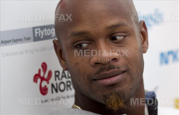 Un fost detinator al recordului mondial de viteza in proba de 100 de metri a fost suspendat 18 luni pentru dopaj