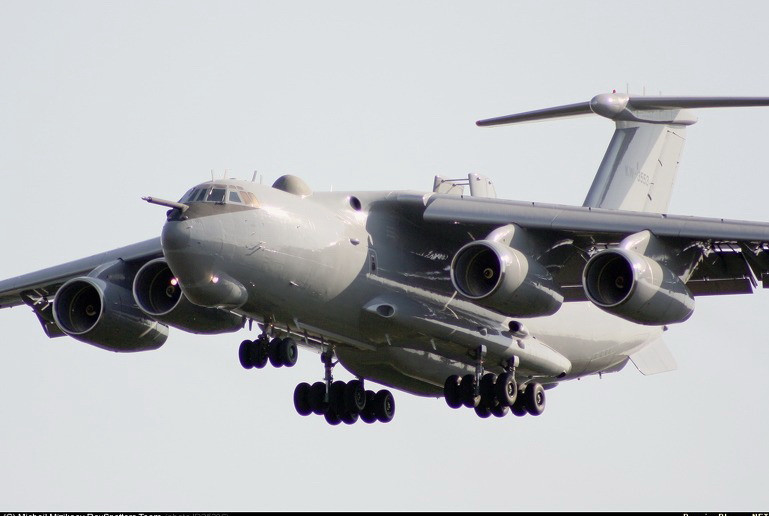 Un avion de recunoastere rus a survolat Marea Neagra, in apropierea spatiului Romaniei, Turciei si Bulgariei