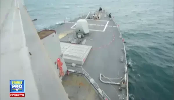 Distrugatorul american USS Donald Cook