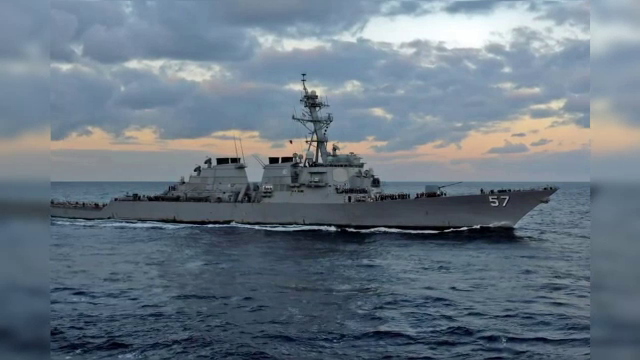 Distrugatorul american Donald Cook, "provocat" in apele Marii Negre de un avion de vanatoare rusesc. Reactia Pentagonului