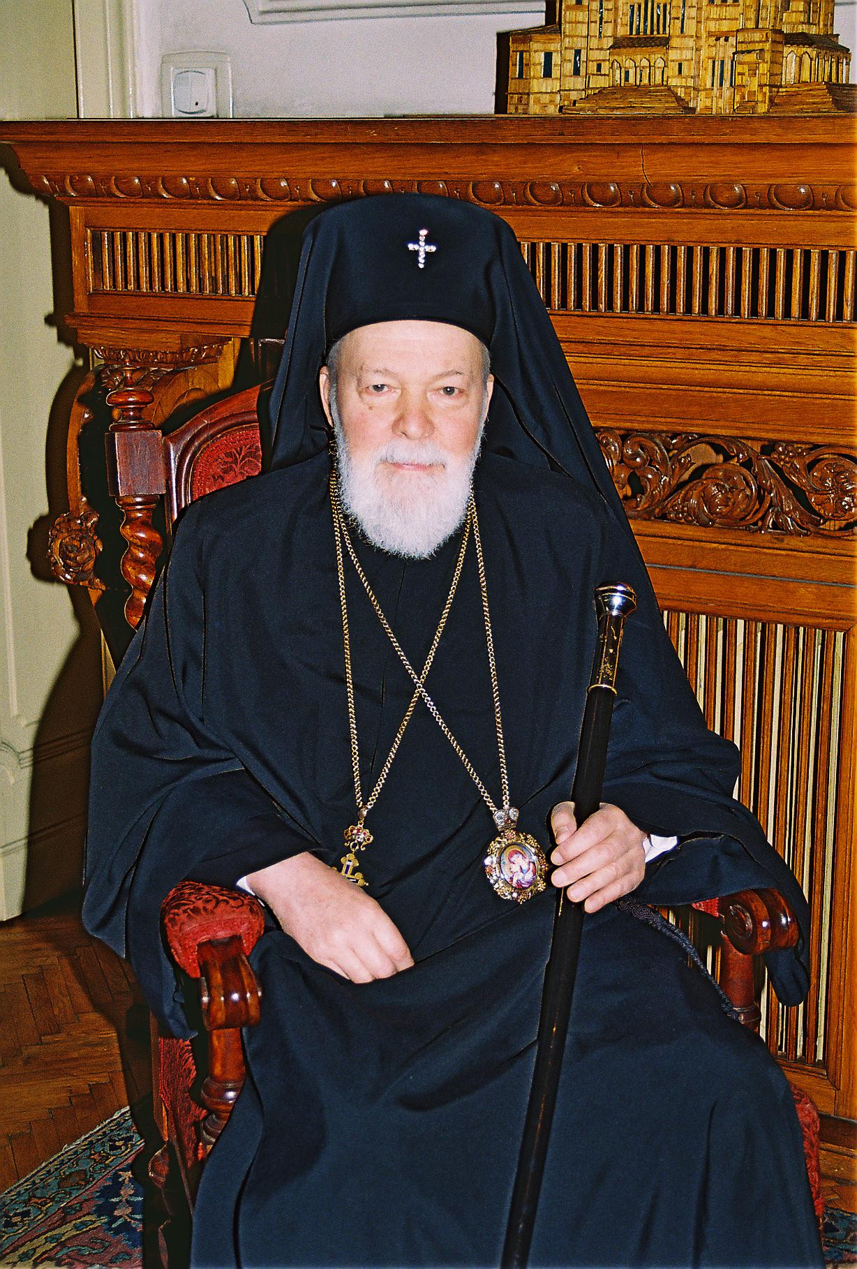 Pastorala de Pasti a IPS Nicolae Corneanu: "Prin Invierea Fiului lui Dumnezeu am fost eliberati din legaturile pacatului"