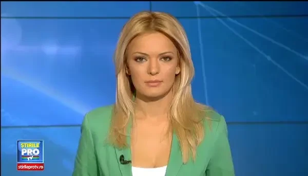 Panica la bordul unui avion american. Un pasager a vrut sa deschida usa in timpul zborului