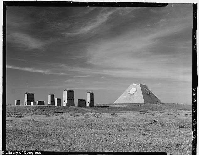 Nekoma, piramide