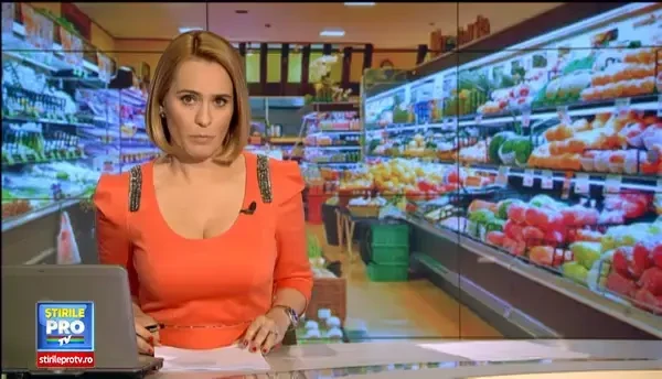 Saptamana marii inghesuieli din supermarketuri. Romanii au uitat de biserica si s-au ingramadit la miei, oua si verdeturi