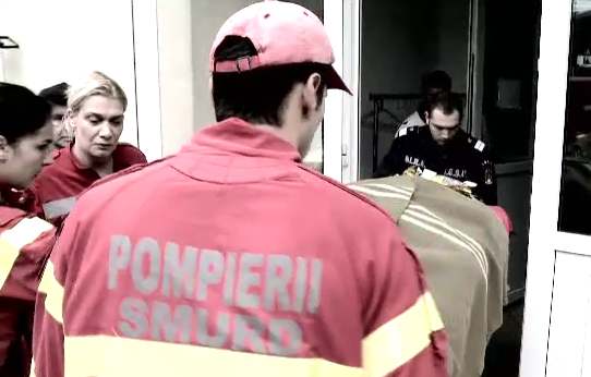 Gest tulburator facut de un barbat din Pitesti. Si-a dat foc pentru un loc de parcare chiar in fata politiei