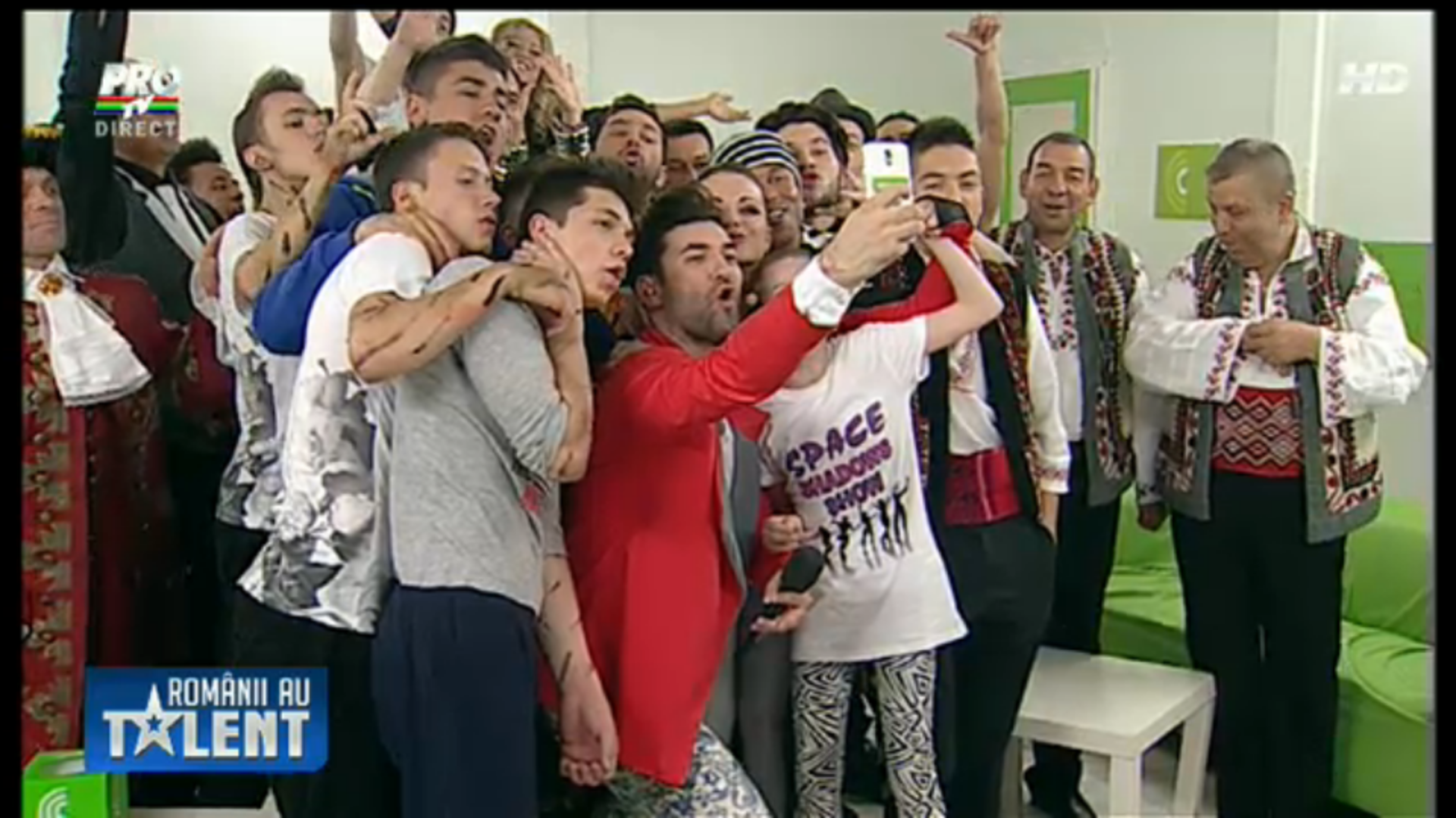 Selfie, la Romanii au talent