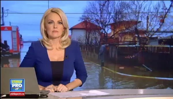 COD ROSU de inundatii. Evacuari in forta in fata naturii dezlantuite. Doua persoane au fost luate cu totul de raul Buzau