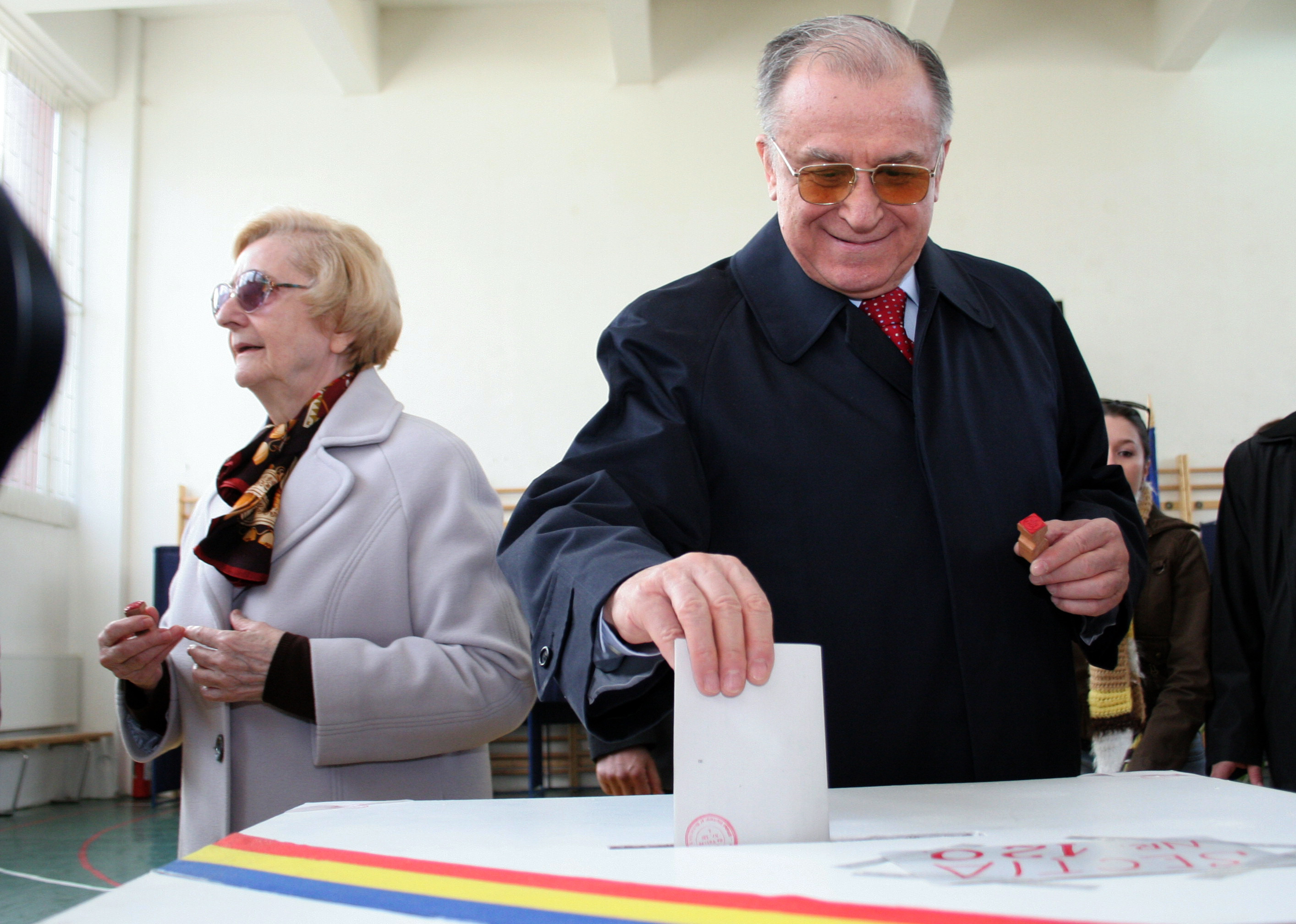 Ion Iliescu explica succesul lui Klaus Iohannis. "A venit cu un mesaj nou, care a avut priza la public"