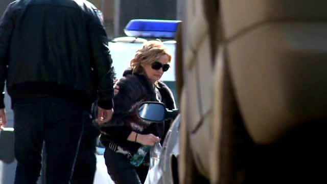 Casatorie surpriza in spatele gratiilor. Mirele este considerat un adevarat "erou" de catre colegii sai