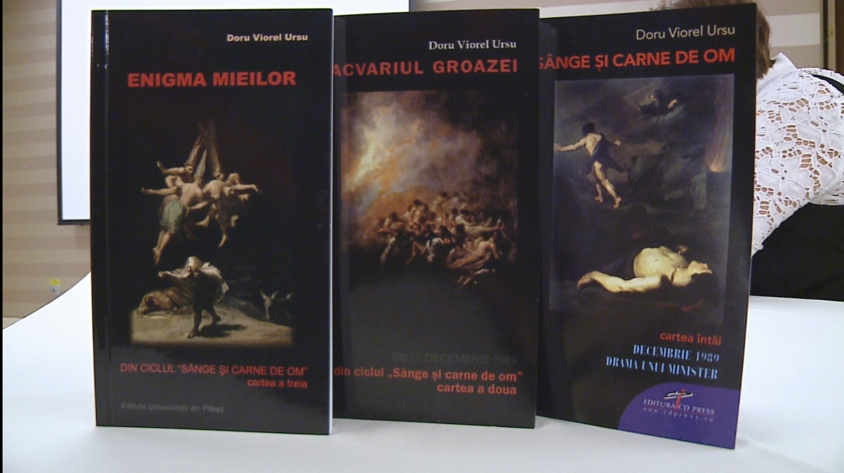 Doru Viorel Ursu si-a lansat la Cluj trilogia „Sange si carne de om”