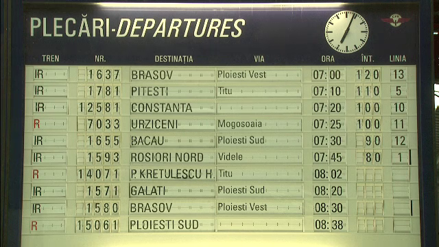 Haosul creat in gari de greva CFR. Cum isi pot recupera banii pe bilete calatorii care nu au urcat in trenuri