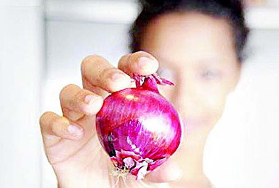 Efectul miraculos pe care il are ceapa pentru frumusete. Ce se intampla daca o aplici timp de 6 luni pe ten