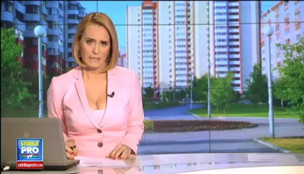 Un presupus bolnav psihic a bagat spaima intr-un bloc din Capitala.