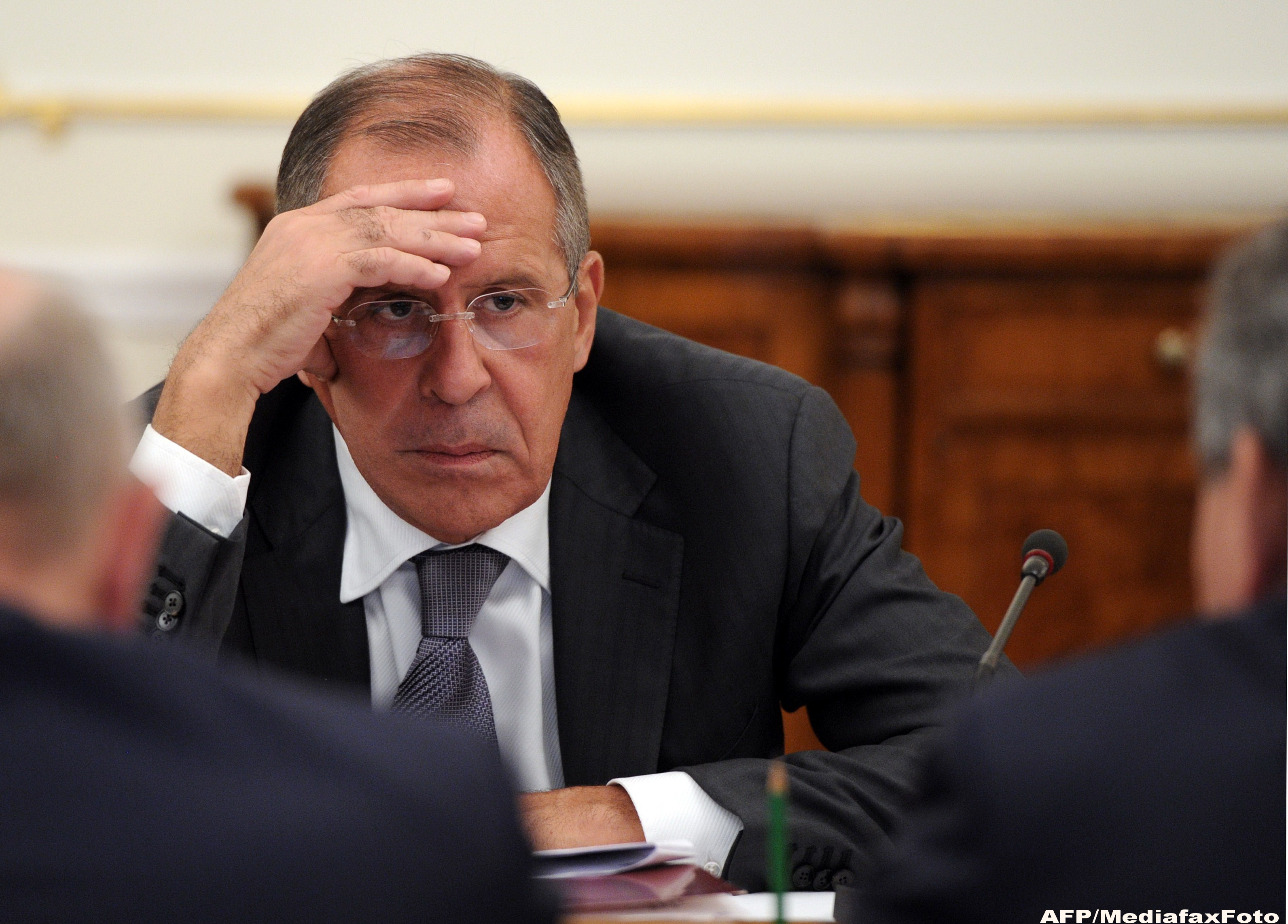 Criza din Ucraina. Presedintele a reintrodus stagiul militar obligatoriu. Un diplomat rus a fost arestat la Kiev