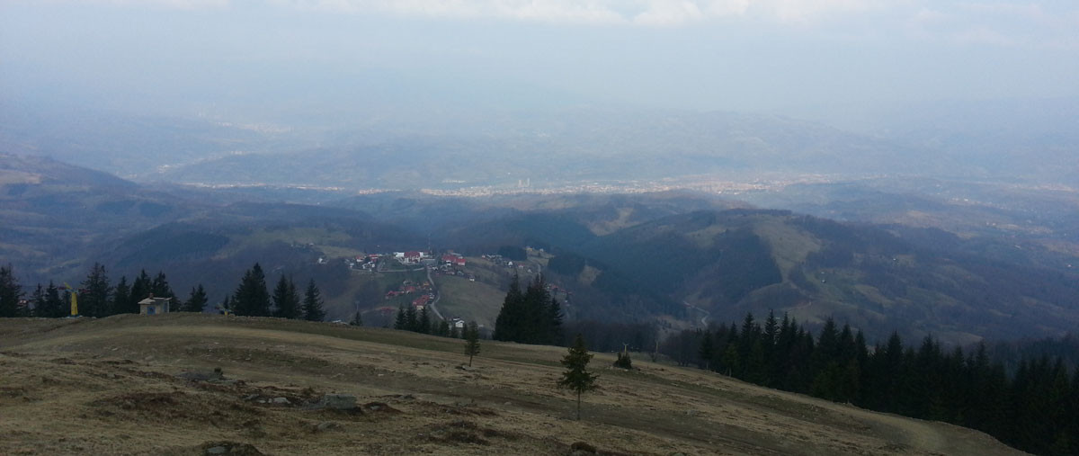 Fostii mineri din Valea Jiului, redusi la sclavie. Afaceristii prospera in timp ce oamenii se sinucid din cauza datoriilor