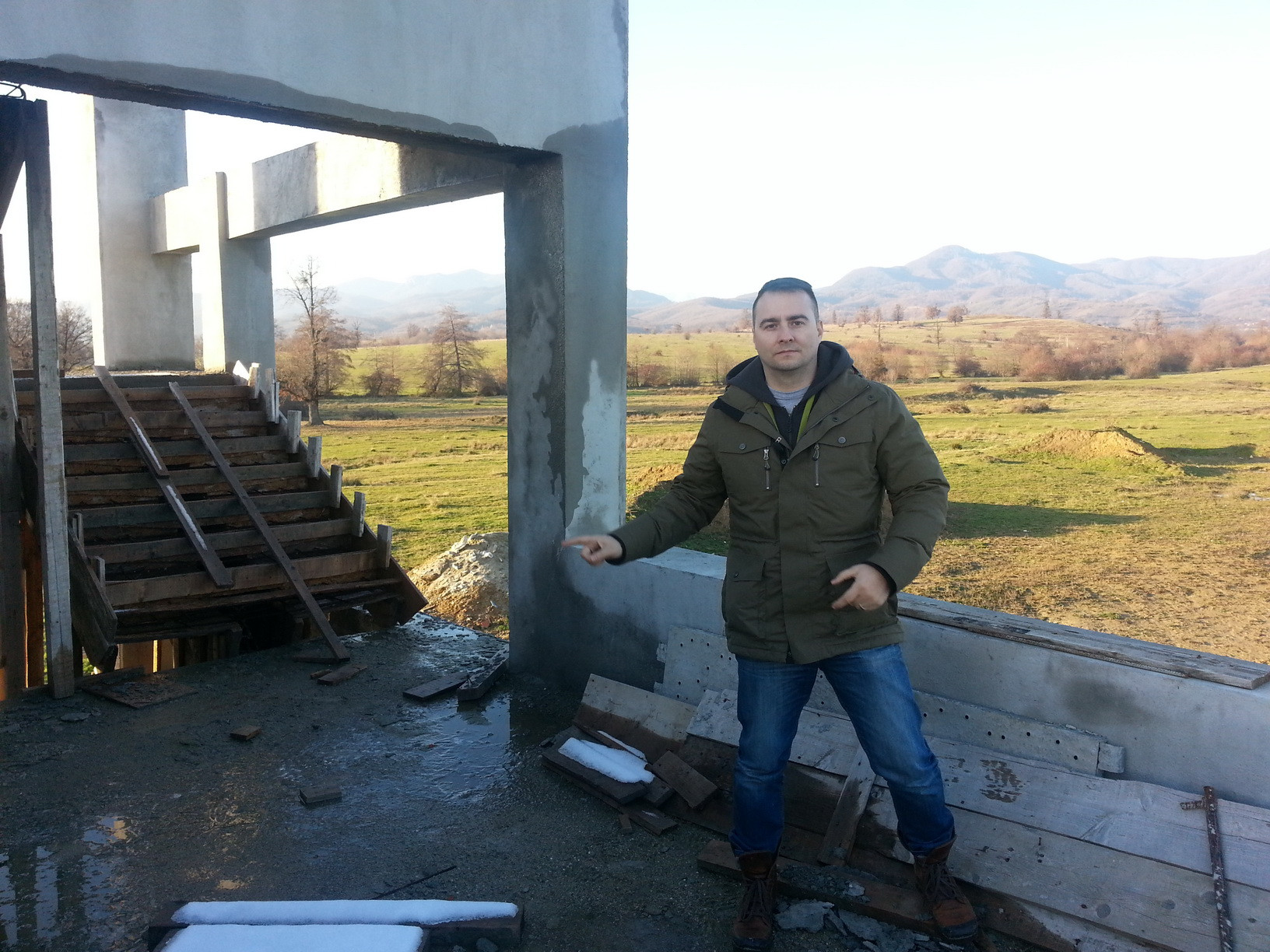 Duminica, la Romania, te iubesc! Cum si-au facut "baietii destepti" averile pe seama ortacilor