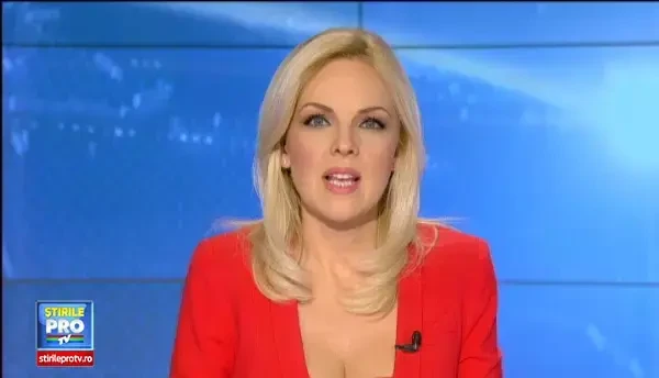 Rochia de mireasa de 30 de kilograme, purtata de o mireasa din Satu Mare. Cum arata nunta traditionala in Tara Oasului