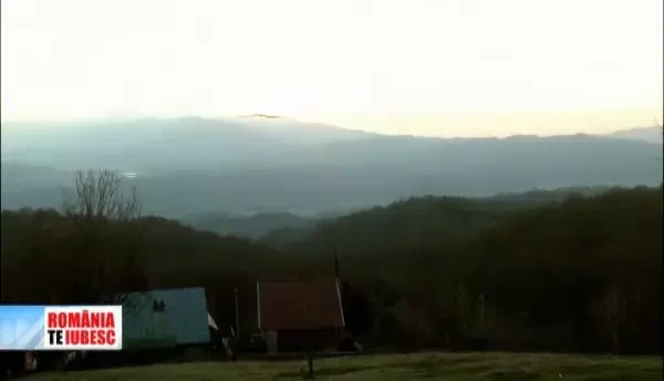 Valea Jiului, Valea Plangerii. In blocuri care au costat milioane, oamenii n-au curent si pun haine vechi pe foc