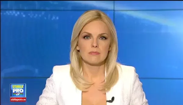 Trei turisti, printre care si o fetita de 6 ani, raniti la parada calare a junilor Brasovului. Caii s-au speriat de multime