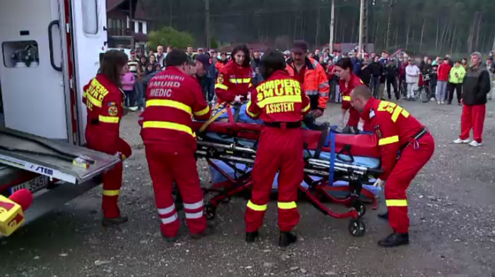 Moment cumplit pentru un sofer de ambulanta din Brasov. Barbatul a intervenit la un accident in care a fost implicat fiul sau