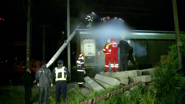 Un tanar de 17 ani a platit cu viata pentru o poza. A murit in gara Baneasa, in timp ce-si facea fotografii pentru Facebook