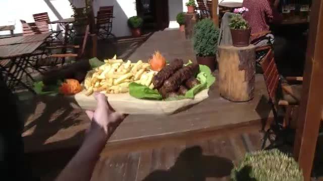 1 MAI. Secretul micilor romanesti si legenda din spatele primului mititel pus pe gratar. Cat de mult conteaza bicarbonatul