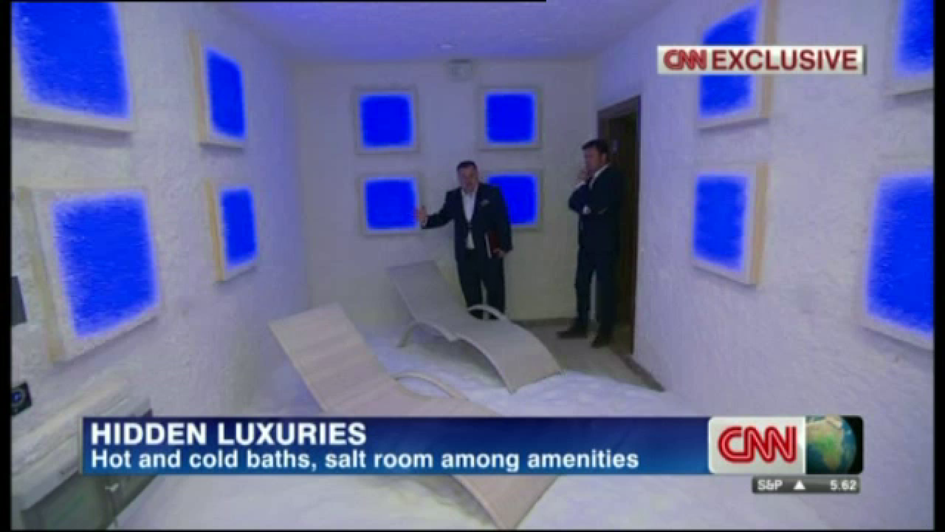 Reportaj CNN. Cum se rasfatau angajatii Ministerului de Finante din Kiev pe banii publici: de la ringul de box la crio-sauna