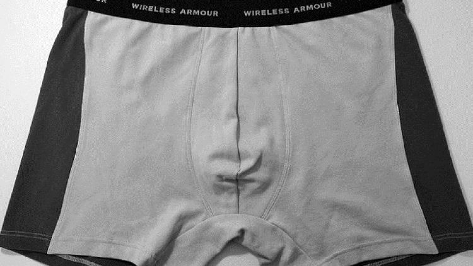 Partile intime ale barbatilor sunt acum in siguranta. Cum functioneaza boxerii care protejeaza impotriva radiatiilor