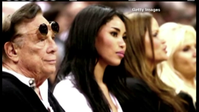 Iubita lui Donald Sterling, in atentia presei. Cum a aparut pe strada femeia cu 60 de ani mai tanara decat miliardarul