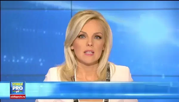 Ursii de pe Valea Cerbului, ademeniti de mirosurile de la gratare, si-au facut aparitia la tomberoanele de langa corturi