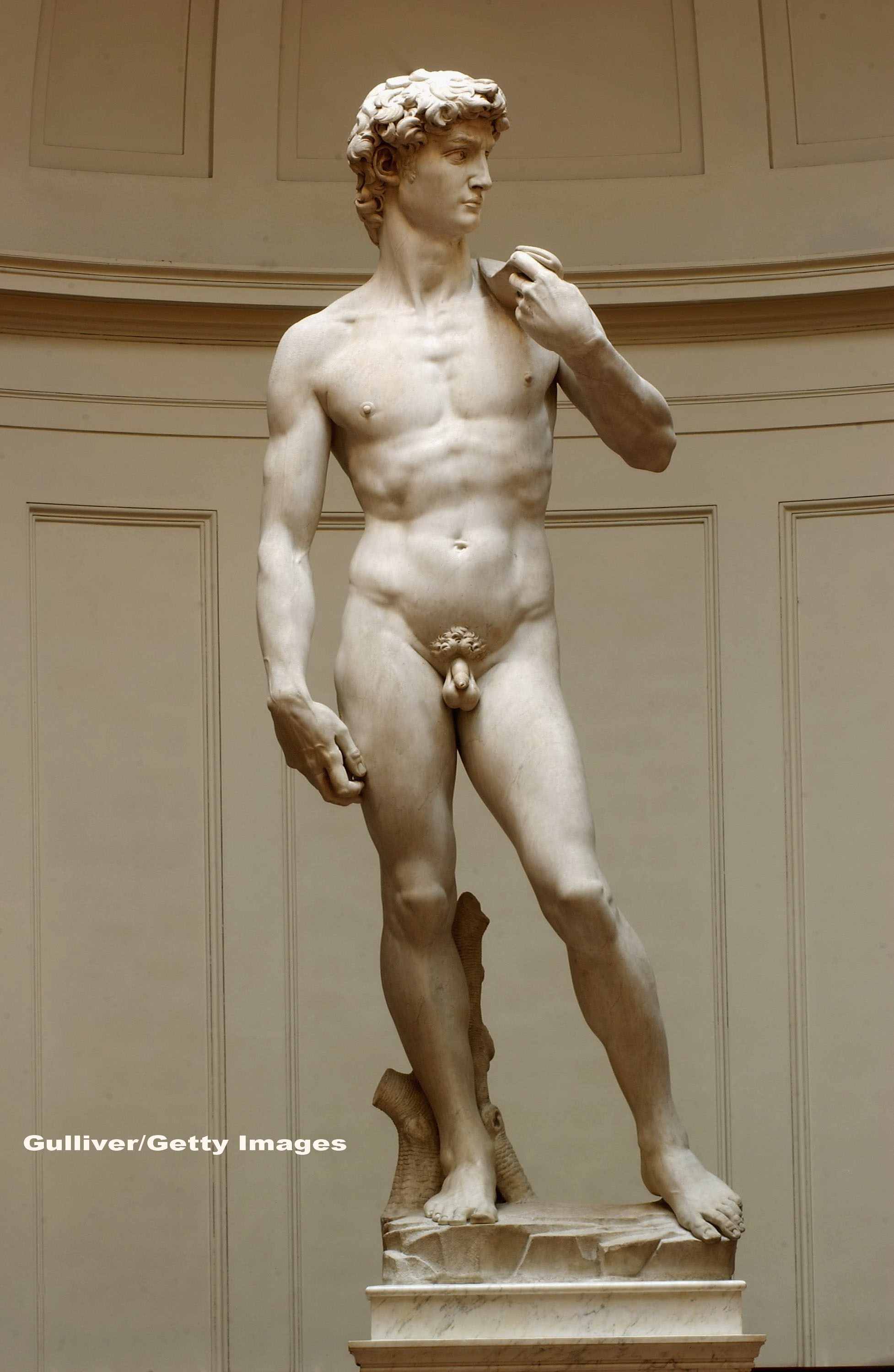 Statuia lui David, de Michelangelo, este in pericol sa se prabuseasca