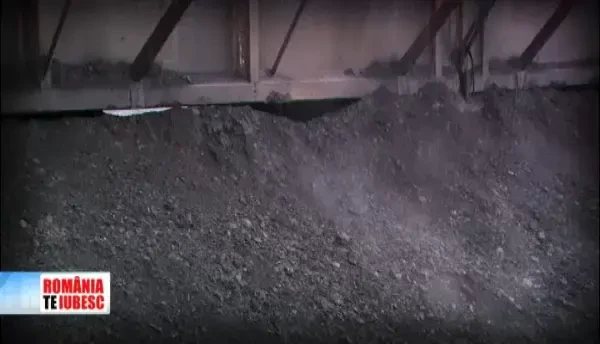 Combinatul nuclear care cumpara gunoi de la matusa lui Leo din Strehaia. Contractele paguboase au reusit sa ingroape o mare uzina