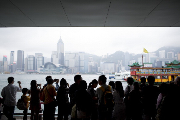 Doua nave comerciale s-au ciocnit in apropiere de Hong Kong. Unsprezece persoane sunt date disparute