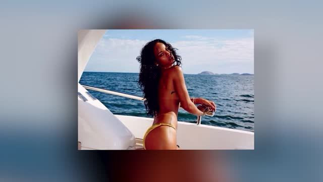 Rihanna a pozat topless pe coperta Vogue Brazilia! FOTO