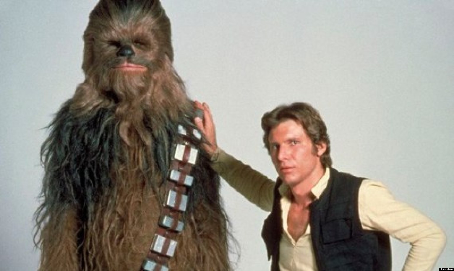 Chewbacca, la fel de tanar ca in urma cu 30 de ani. Prima imagine de pe platoul noului film Star Wars