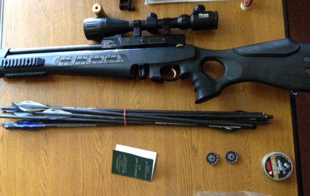 Barbatul care a impuscat poneiul din Mosnita Noua a fost identificat de politisti. Ce a declarat