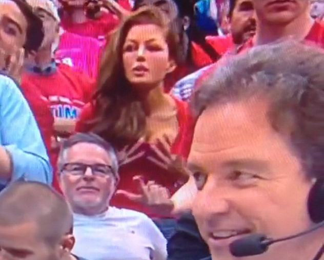 O prezentatoare TV din Statele Unite a facut senzatie cu un singur gest. Cum a iesit in evidenta la televizor