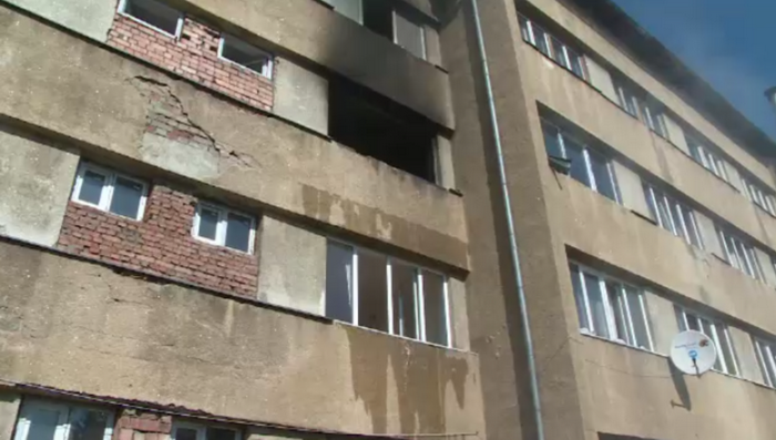 Haos in internatul Semniarului Teologic din Baia Mare, dupa ce o masina de spalat a luat foc si a aprins totul in jur