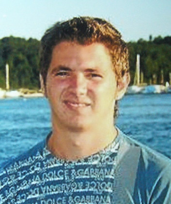 L-ati vazut? Un tanar de 25 de ani a disparut din Cluj-Napoca in luna aprilie