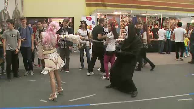 Jocul League of Legends, printre principalele atractii ale editiei Comic Con din 2014. Cele mai spectaculoase costume. VIDEO