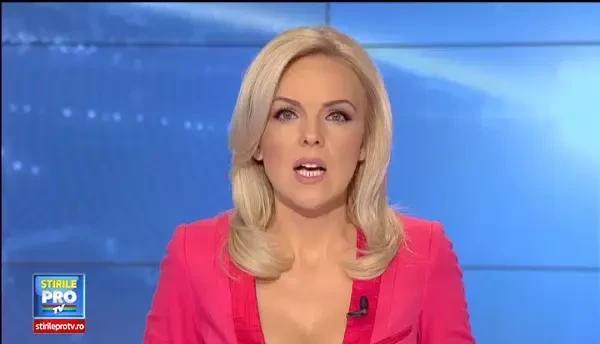 Angajatii Postei Romane au protestat duminica in fata Guvernului. Directorul companiei ar avea un salariu de 11.000 de euro