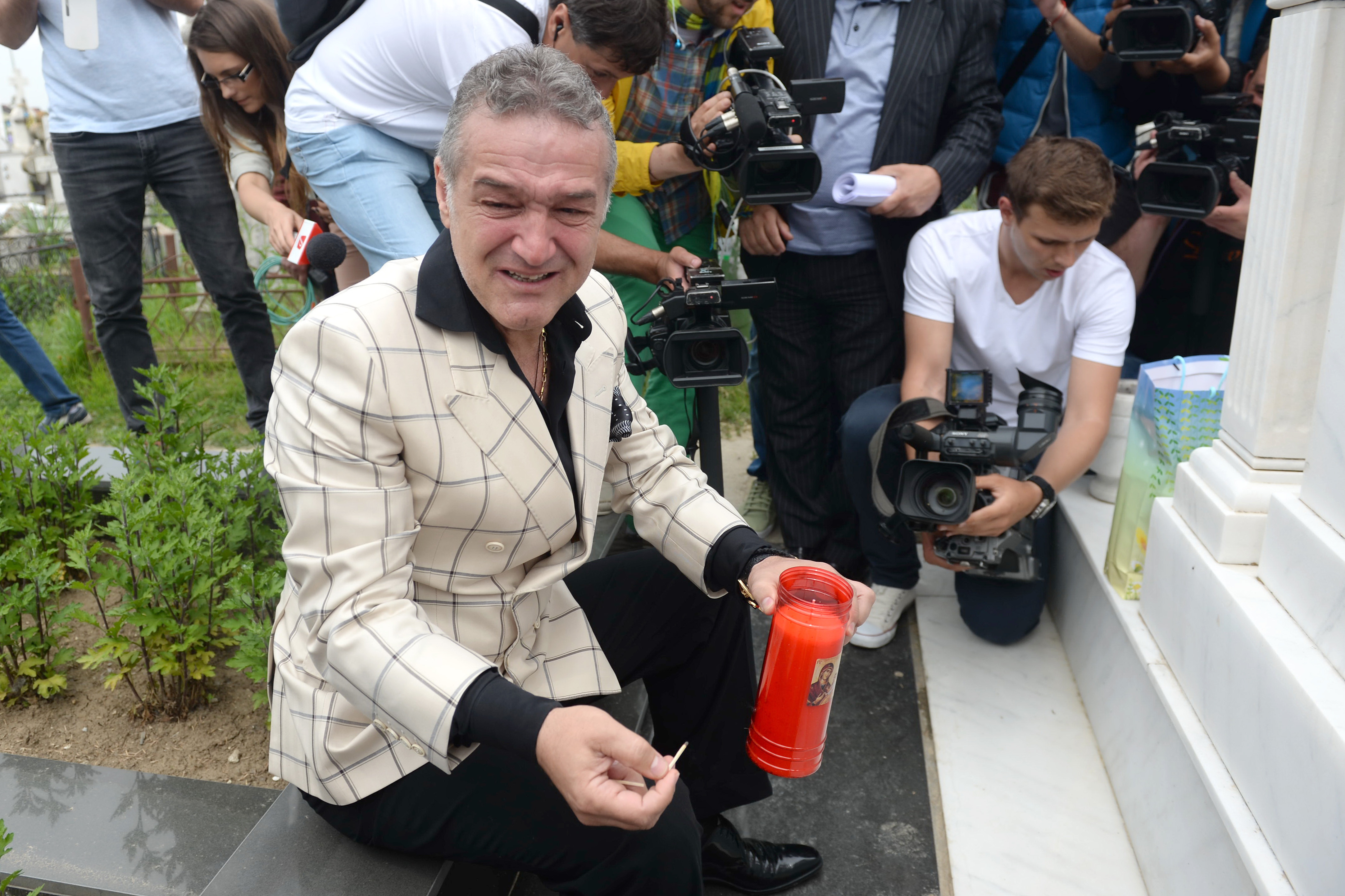 Gigi Becali a fost sanctionat dupa conferintele de presa din prima sa zi de libertate. Ce urmeaza in urmatoarele 2 luni