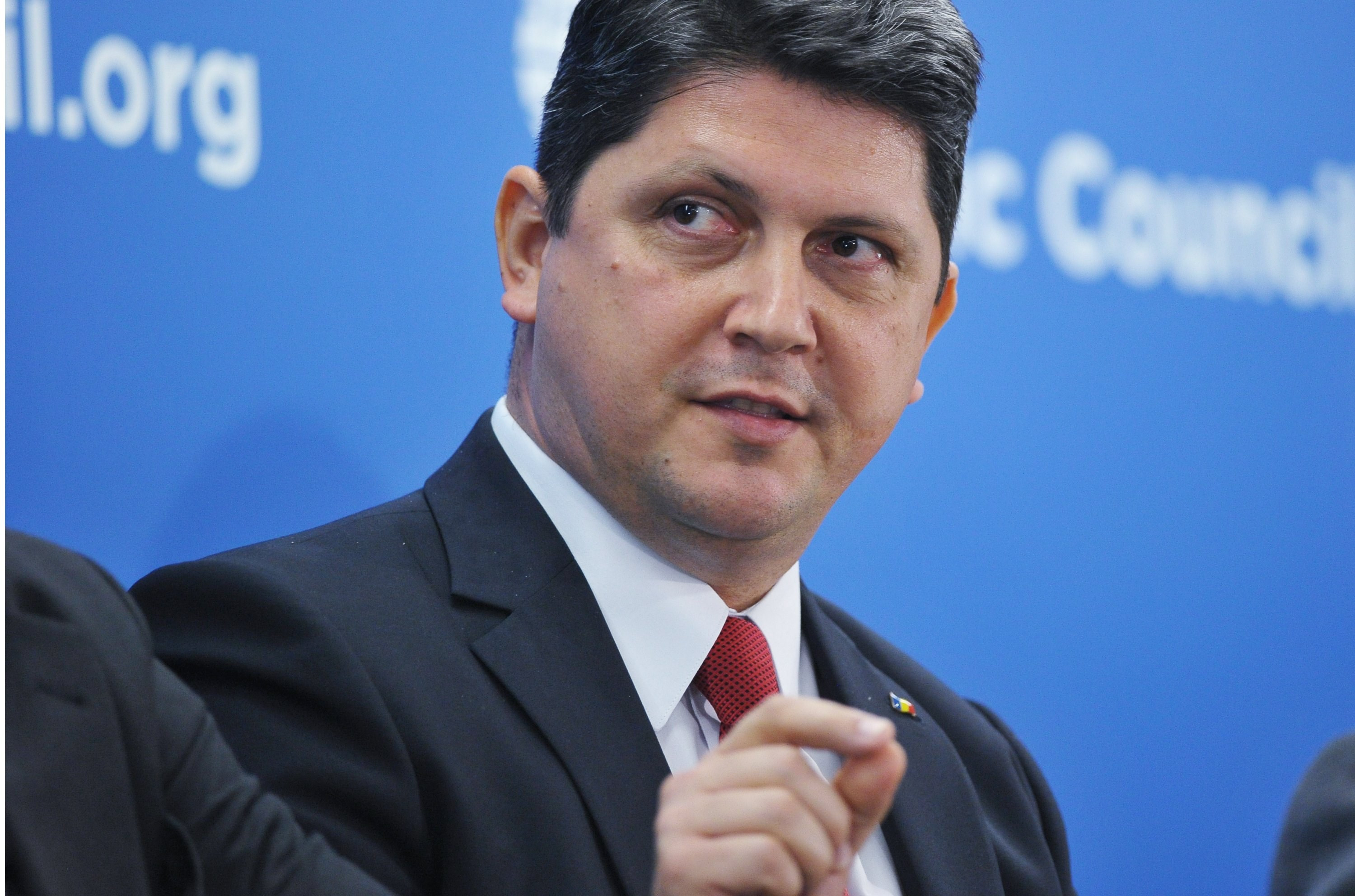 Scandalul votului din diaspora. Oficialii au stabilit ca NICIUN angajat al Ministerului de Externe nu este vinovat