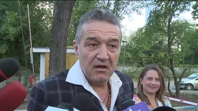 24 de ore. Primul episod din "serialul" cu Gigi Becali, in ziua sa de libertate. "Voi fi un leu domesticit care nu musca"