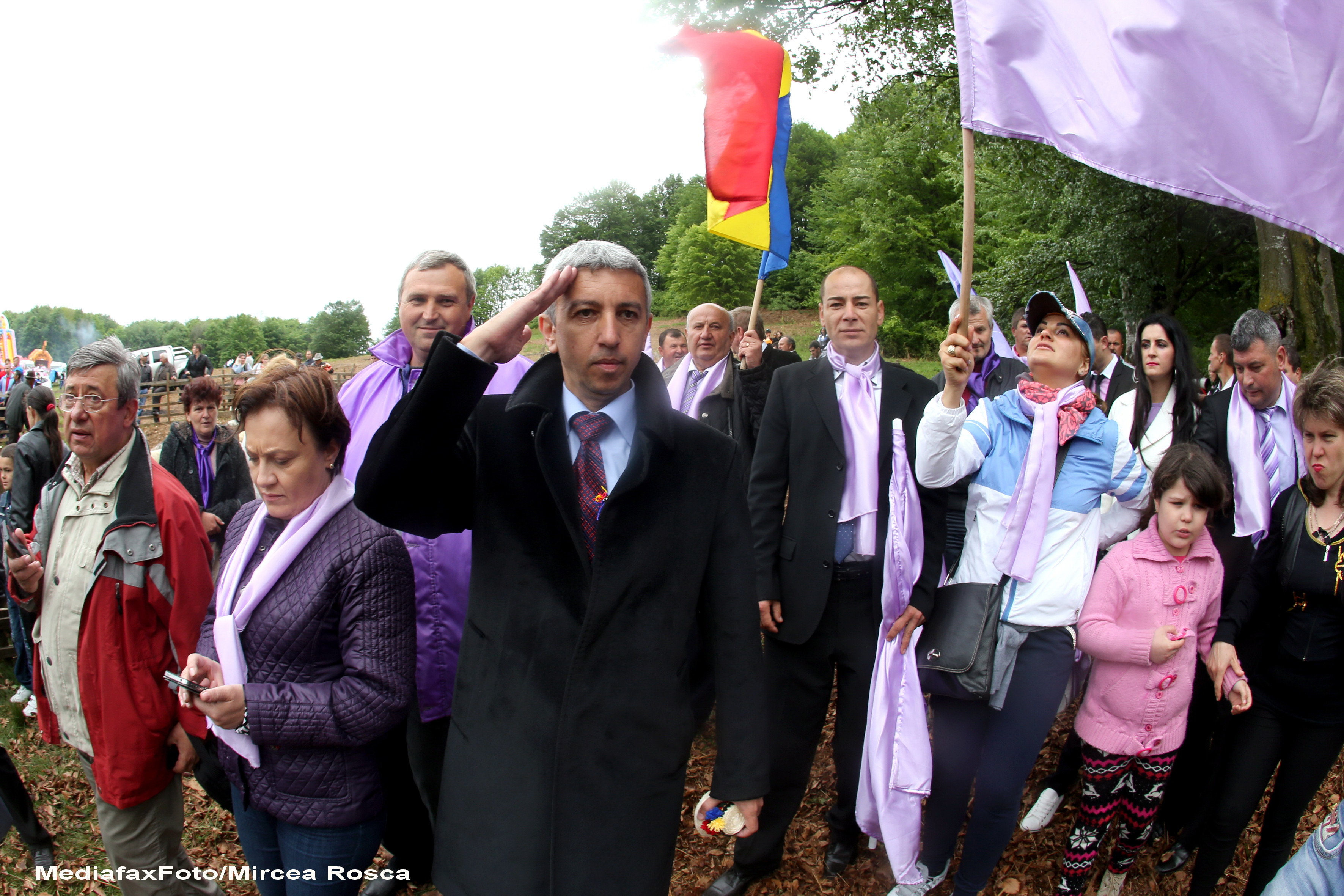 EUROPARLAMENTARE 2014: LISTA candidatilor PPDD propusi de Dan Diaconescu