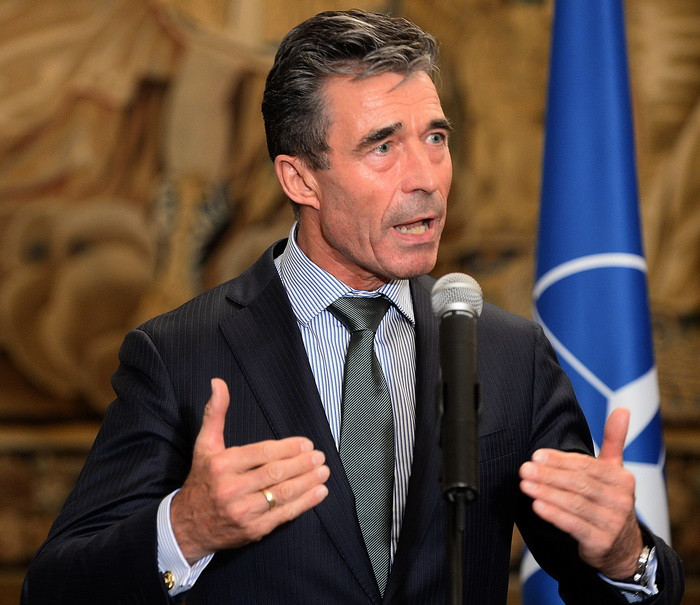 Secretarul general al NATO face joi si vineri o vizita in Romania. Oficialul se va intalni cu Traian Basescu si Victor Ponta